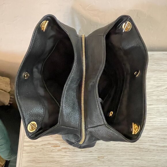 Michael Kors Jet Set Chain Large Shoulder Tote Black Leather Gold Logo - Picture 8 of 14